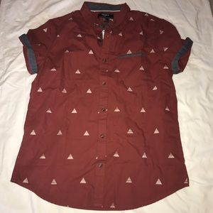 Stylish Shirt- with a FREE gift!